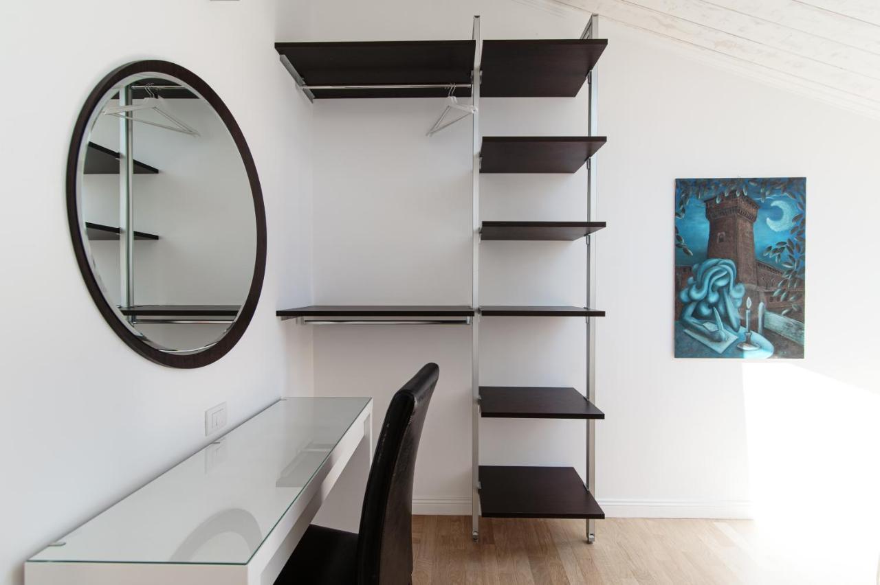 Ferienwohnung Attic 64 - The House Of Travelers Como Exterior foto