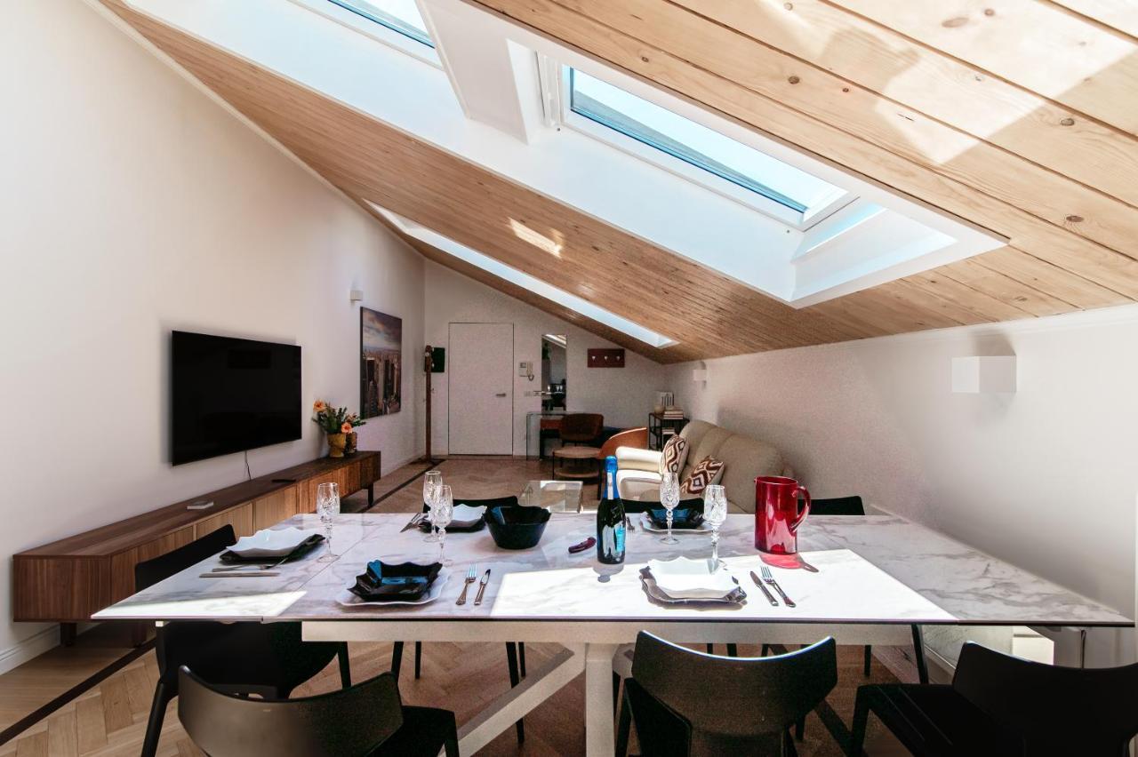 Ferienwohnung Attic 64 - The House Of Travelers Como Exterior foto